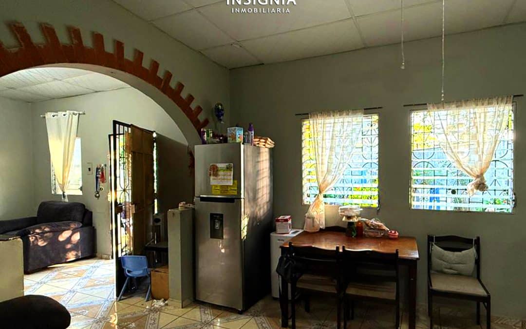 Casa en El Centro de Izalco, Sonsonate